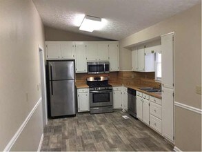 3664 Stonewall Dr NW in Kennesaw, GA - Building Photo - Building Photo