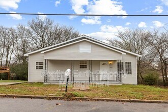 5722 Terrace Ave in Fairfield, AL - Building Photo - Building Photo