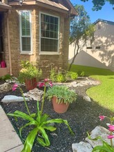 107 Yaupon Ln in Georgetown, TX - Building Photo - Building Photo
