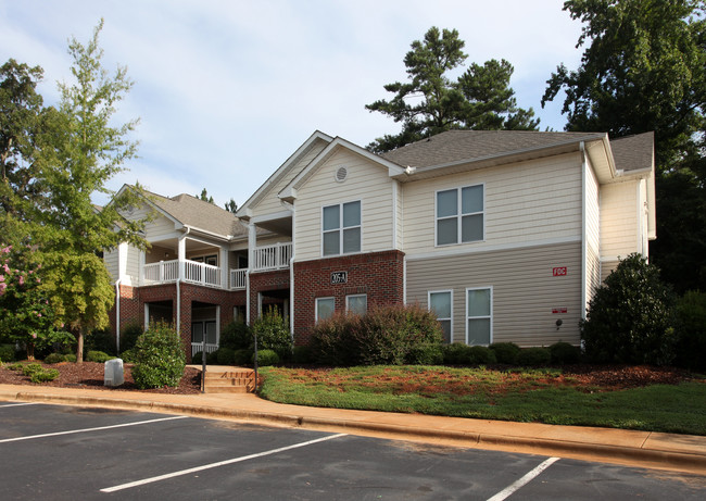 Cardinal Chase in Siler City, NC - Foto de edificio - Building Photo