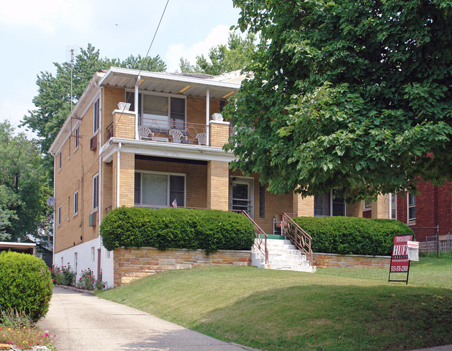 3036 Temple Ave in Cincinnati, OH - Foto de edificio - Building Photo