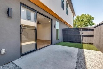 7305 Flyers Wy in Dallas, TX - Building Photo - Building Photo