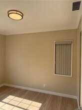 5917 Hesperia Ave in Los Angeles, CA - Building Photo - Building Photo