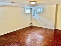 44 Marla Cir, Unit 2 in Newton, MA - Building Photo - Building Photo