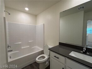 6184 Pink Cosmos Ave in Las Vegas, NV - Building Photo - Building Photo