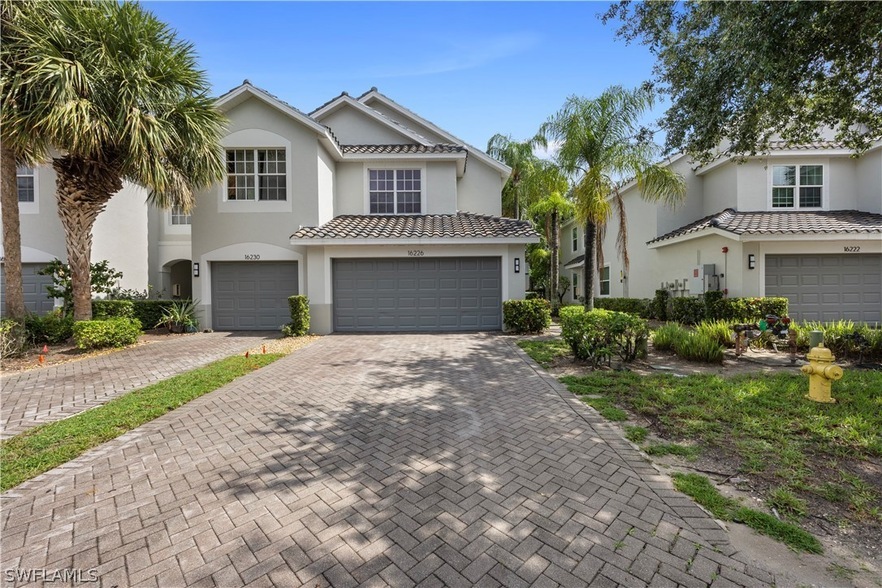 16226 Ravina Way in Naples, FL - Building Photo