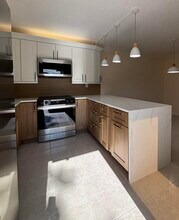 1010 10th Ct in Palm Beach Gardens, FL - Building Photo - Building Photo