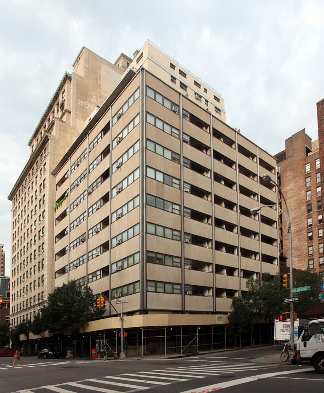 160 E 27th St in New York, NY - Building Photo - Building Photo