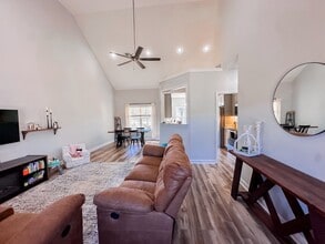 6454 Self Creek Rd in Starkville, MS - Building Photo - Building Photo