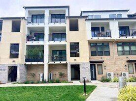 250 Waters Park Cir in San Mateo, CA - Building Photo