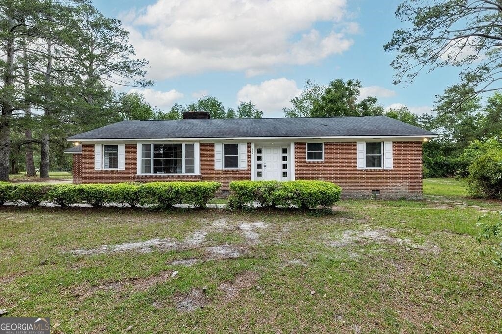 405 Springfield Ave in Guyton, GA - Building Photo
