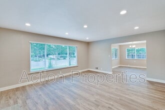 681 S 13th St in San Jose, CA - Building Photo - Building Photo