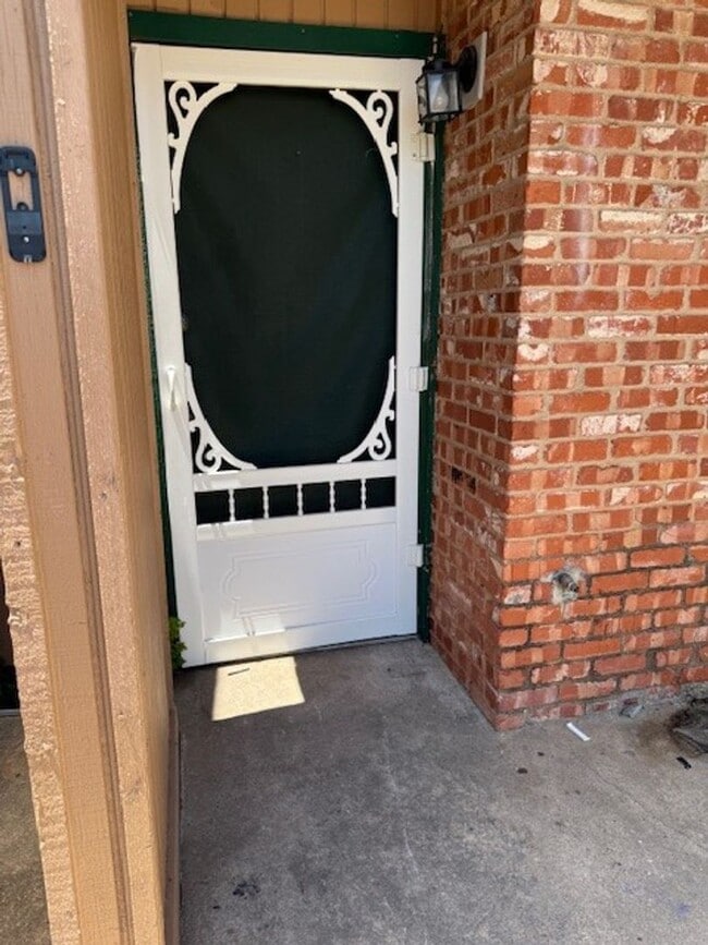 property at 6929 SW Hampshire Cir