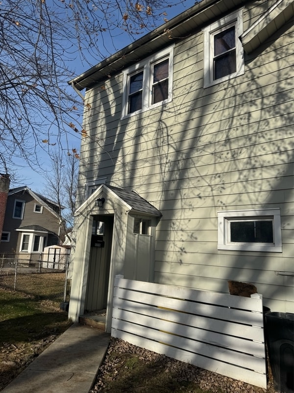 property at 127 E Pine St