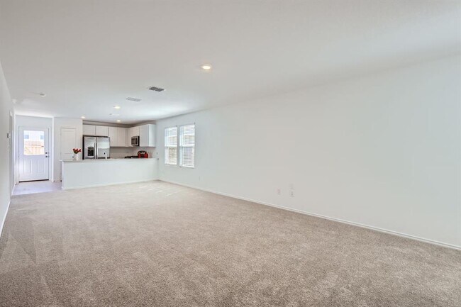 206 Sambre St in Niederwald, TX - Building Photo - Building Photo