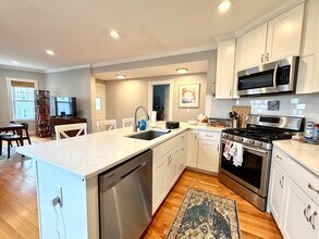 37 Moseley St in Boston, MA - Building Photo - Building Photo