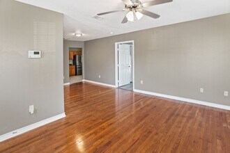 939 John Page Dr in San Antonio, TX - Building Photo - Building Photo