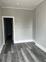 324 E 11th St in Chester, PA - Building Photo