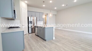 12976 Rockham Ln in Farmers Branch, TX - Building Photo - Building Photo