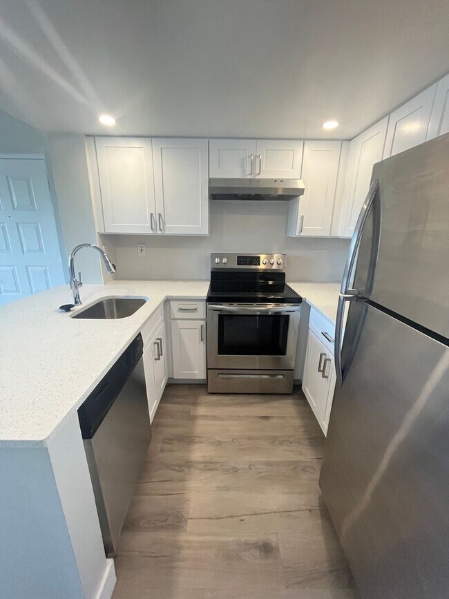 property at 718 Executive Center Dr
