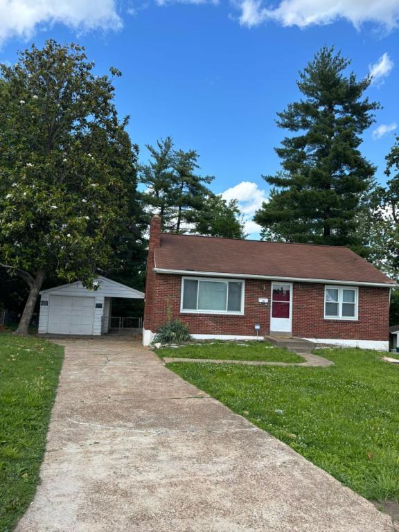 823 Fontaine Pl in St. Louis, MO - Building Photo - Building Photo