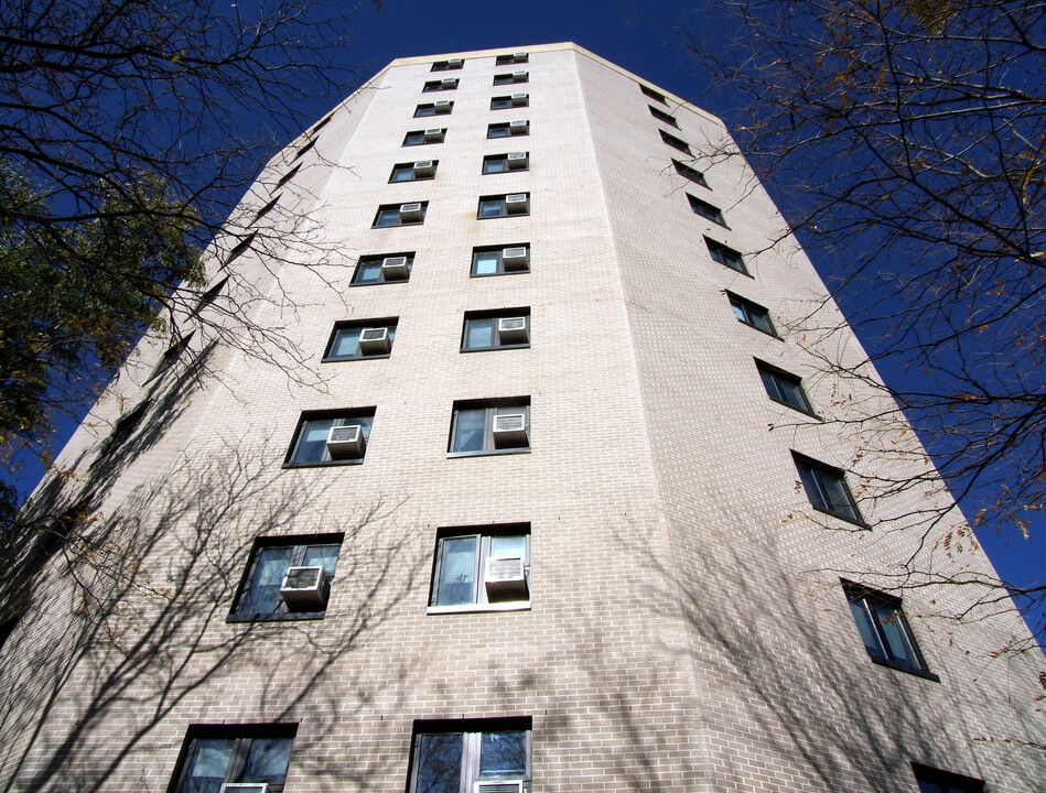 Schuylkill Haven High Rise in Schuylkill Haven, PA - Building Photo