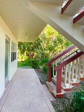 39 Sussex B in West Palm Beach, FL - Building Photo - Building Photo