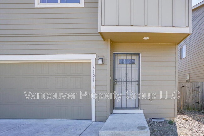 6121 NE 105th Ave in Vancouver, WA - Building Photo - Building Photo