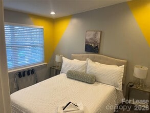 1816 N McDowell St in Charlotte, NC - Building Photo - Building Photo