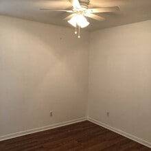 827 San Benito Dr in College Station, TX - Building Photo - Building Photo