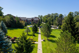 Kensington Manor in Middletown, NY - Building Photo - Other