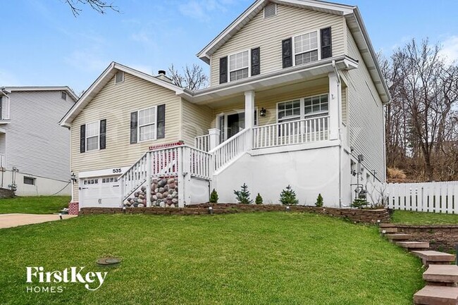 535 Elm Crossing Ct in Ballwin, MO - Foto de edificio - Building Photo
