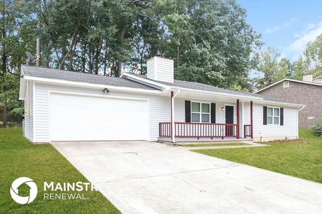 1017 Lombardy Way in Jonesboro, GA - Building Photo - Building Photo