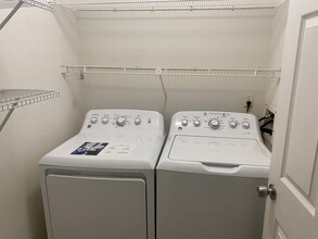 8107 Olympia Ct in Longwood, FL - Building Photo - Building Photo