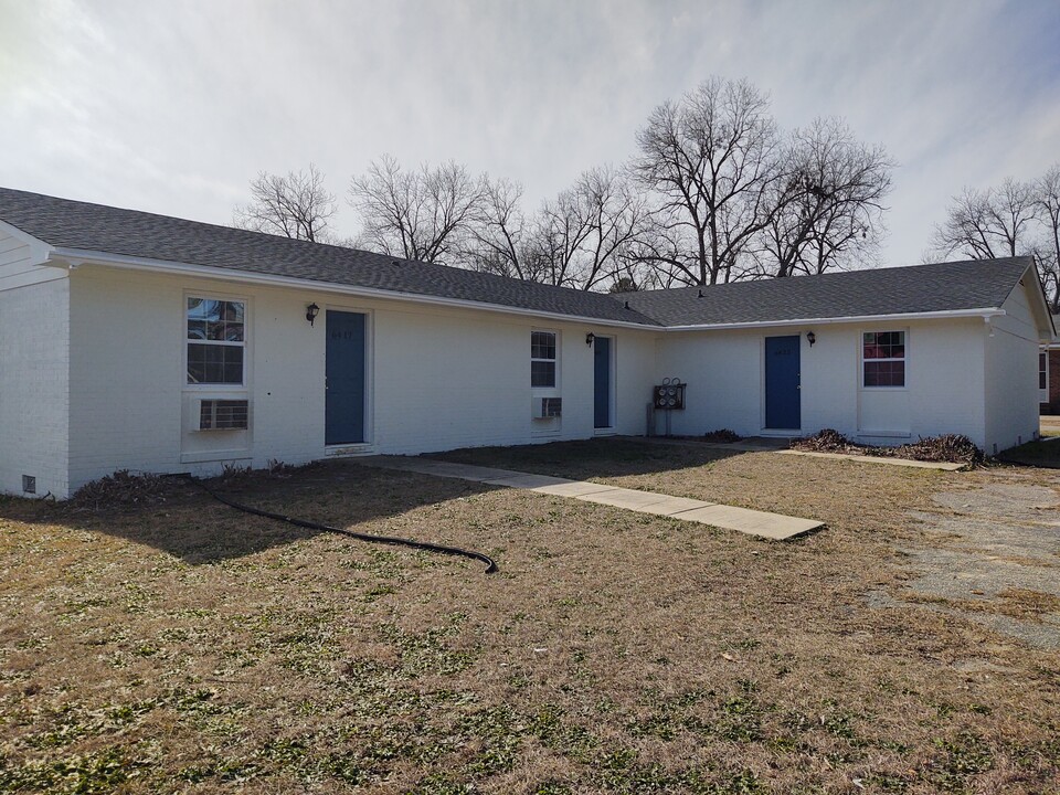 6417 Starbrook Dr in Fayetteville, NC - Building Photo