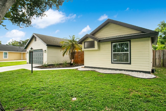 292 Baywest Neighbors Cir in Orlando, FL - Building Photo - Building Photo