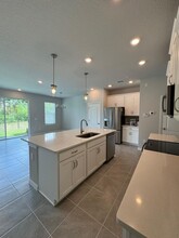 563 Astera Winds Ln in Lake Mary, FL - Foto de edificio - Building Photo