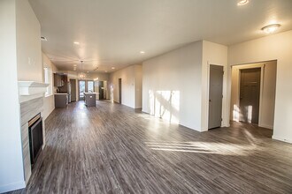 18112 E Riverway Ave in Spokane Valley, WA - Building Photo - Building Photo