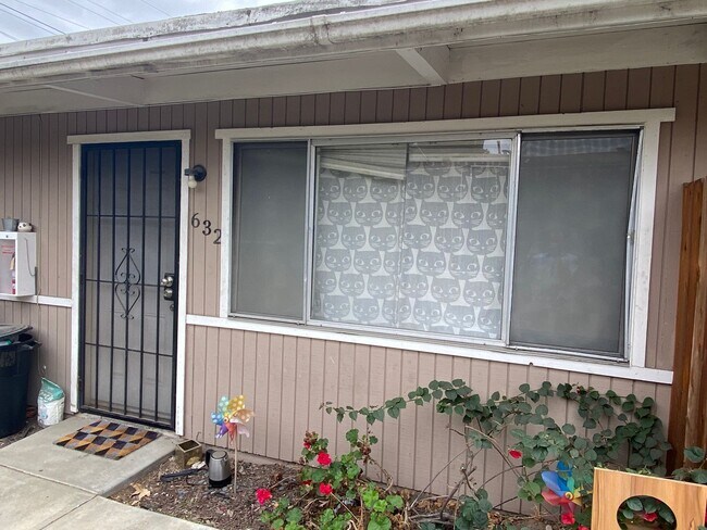 66th Street in San Diego, CA - Foto de edificio - Interior Photo
