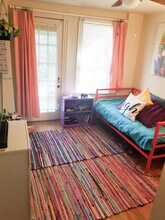 3204 Stuart Ave, Unit B in Richmond, VA - Building Photo - Building Photo