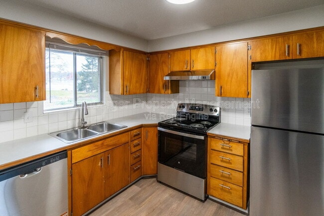 11904 E 10th Ave in Spokane Valley, WA - Building Photo - Building Photo