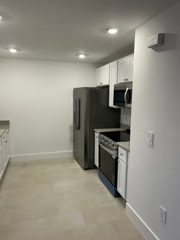 3632 Marion St in Ft. Myers, FL - Foto de edificio - Building Photo