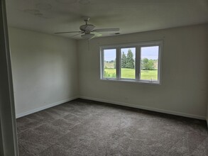 27 Apollo Ct in Tinley Park, IL - Building Photo - Building Photo