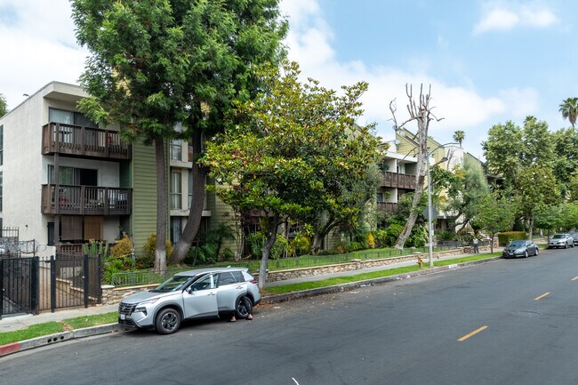 Park Villas in Los Angeles, CA - Building Photo - Building Photo