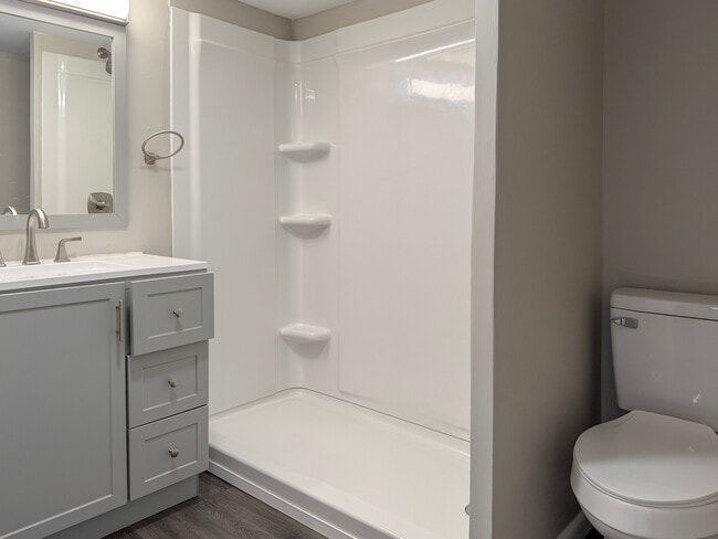 1614 Maine Ave in Lorain, OH - Building Photo - Building Photo