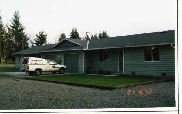 9626 51st Ave NE in Marysville, WA - Building Photo