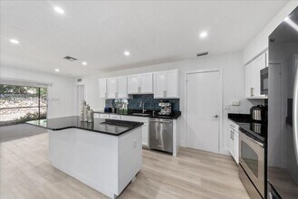 1996 Sheffield Ave in Marco Island, FL - Building Photo - Building Photo