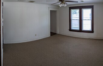 522 S Academy St in Stoughton, WI - Building Photo - Building Photo