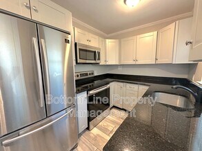 1100 Moretz Ave in Charlotte, NC - Building Photo - Building Photo