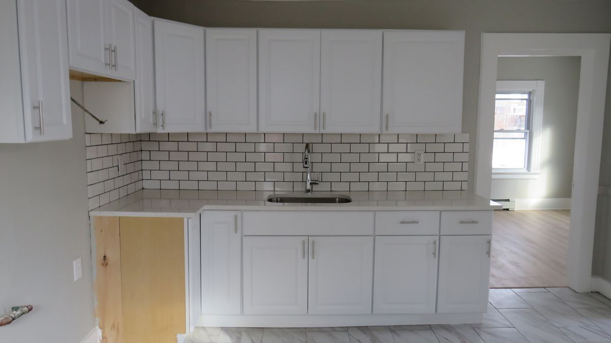 191 Ferry St in New Haven, CT - Building Photo
